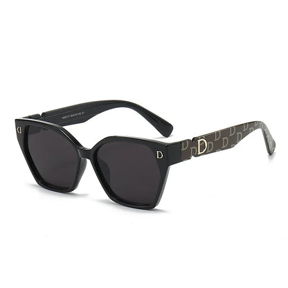 Glam Cat-Eye Frames