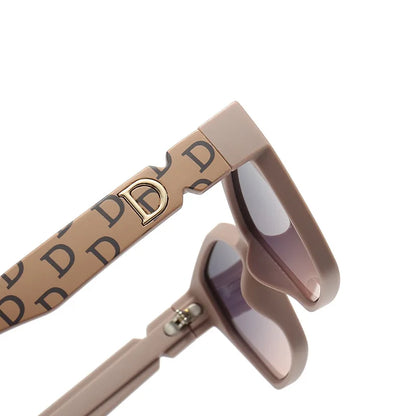 Glam Cat-Eye Frames