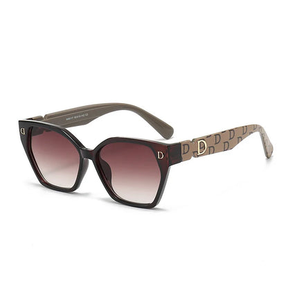 Glam Cat-Eye Frames